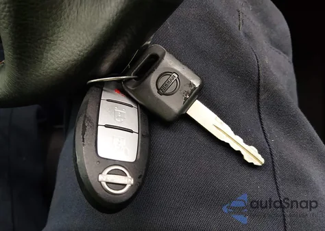 2023 Nissan Titan Pro-4X 4X4 z USA, uszkodzony, nr VIN 1N6AA1ED2PN113896